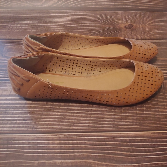 Brand New Report Ballet Flats Size 9.5 - Picture 5 of 6